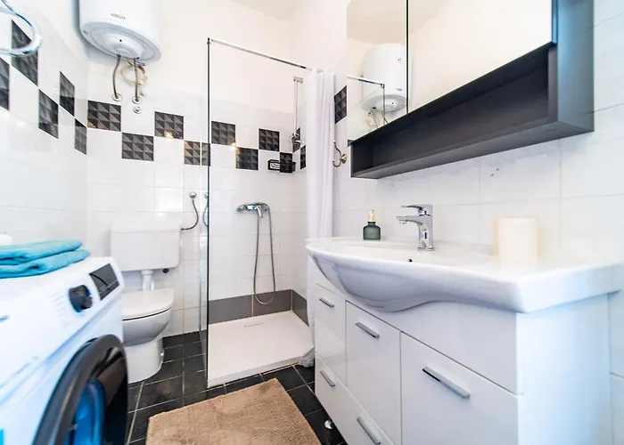 Julietta Apartman Rab Town