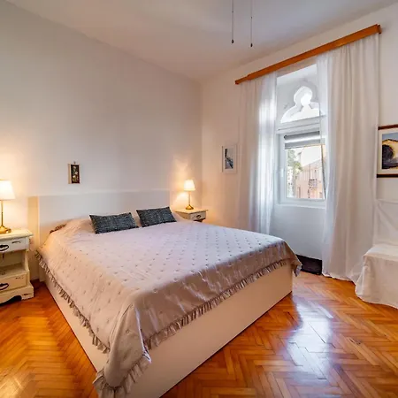 Apartment Julietta Rab Town